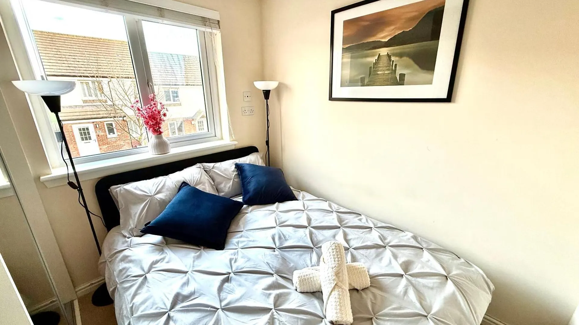 Torwood Townhouse - Free Parking And Contractor Friendly 0*, Edinburgh